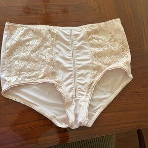 Prima Valentina Nylon Panties Size M: Firm price